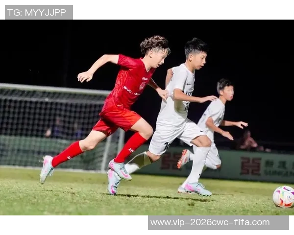 足球娱乐节目全新升级精彩纷呈带你领略绿茵场上的无限魅力与乐趣